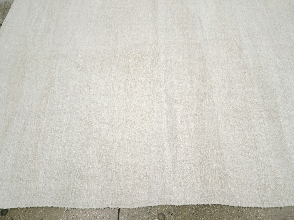 Vintage Turkish Hemp Flatweave Kilim Room Size Carpet, No.30705 - Galerie Shabab
