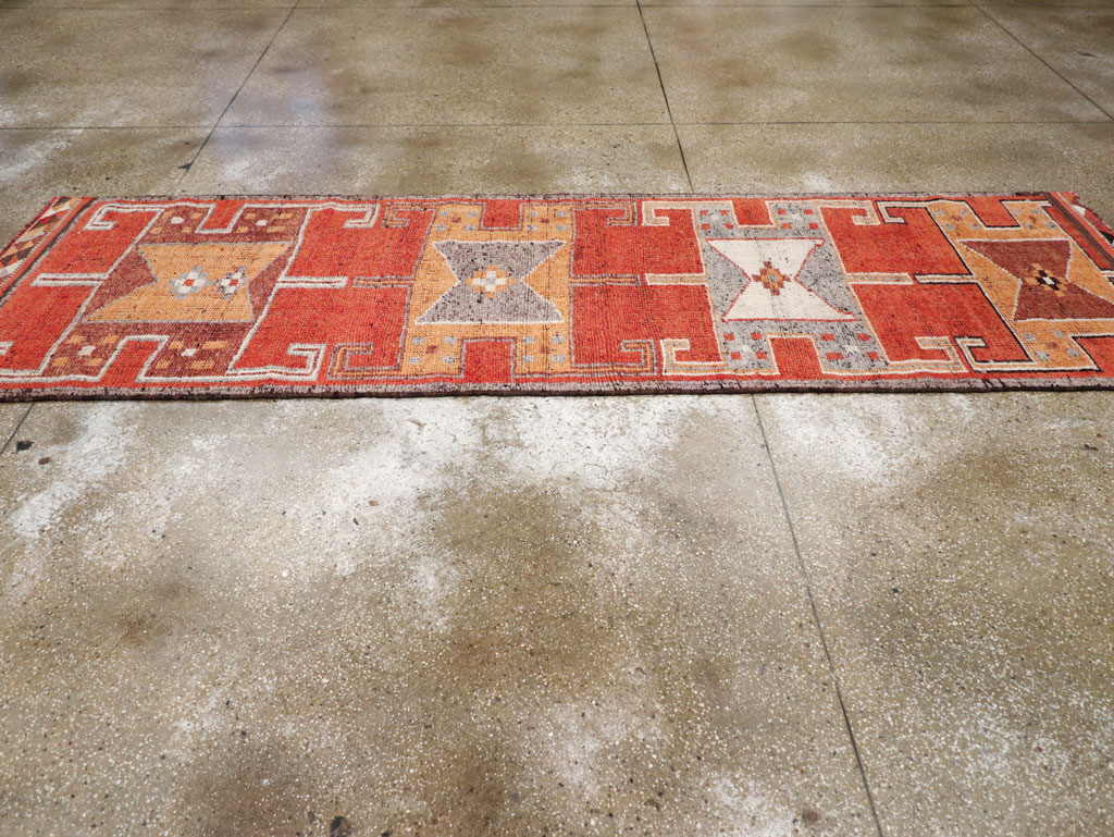 Vintage Turkish Anatolian Tribal Runner, No.30706 - Galerie Shabab