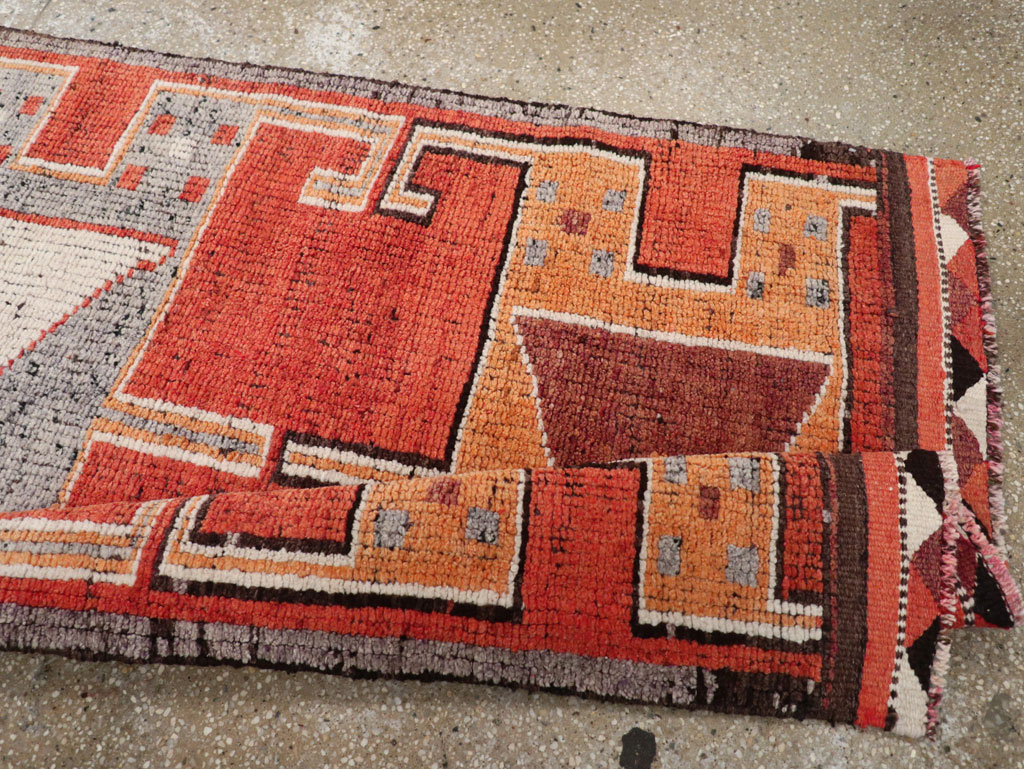 Vintage Turkish Anatolian Tribal Runner, No.30706 - Galerie Shabab