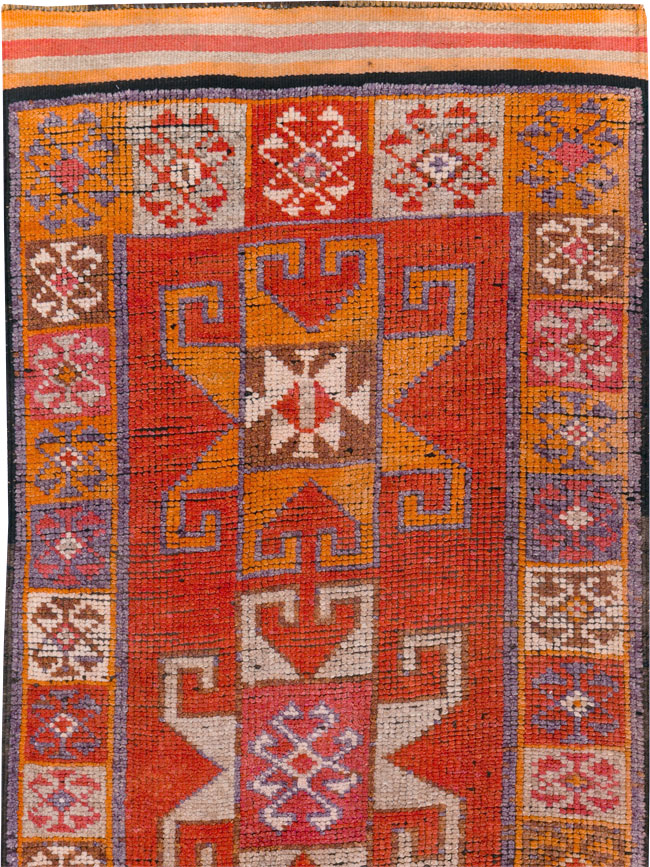 Vintage Turkish Anatolian Tribal Runner, No.30709 - Galerie Shabab