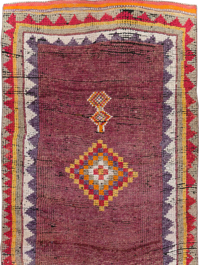 Vintage Turkish Anatolian Runner, No.30710 - Galerie Shabab