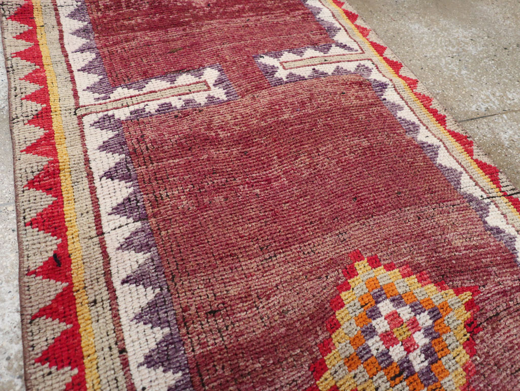 Vintage Turkish Anatolian Runner, No.30710 - Galerie Shabab