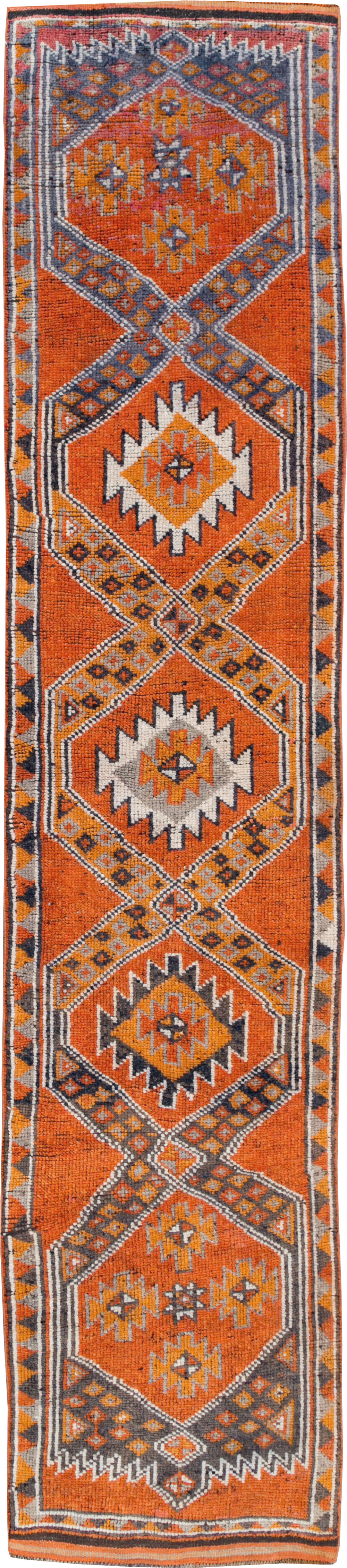 Vintage Turkish Anatolian Tribal Runner, No.30712 - Galerie Shabab
