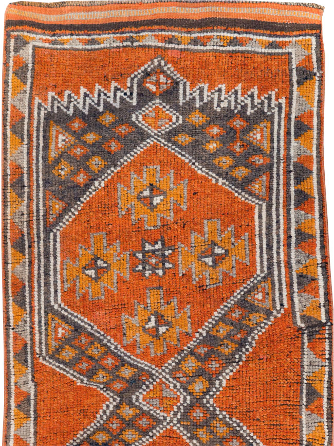 Vintage Turkish Anatolian Tribal Runner, No.30712 - Galerie Shabab