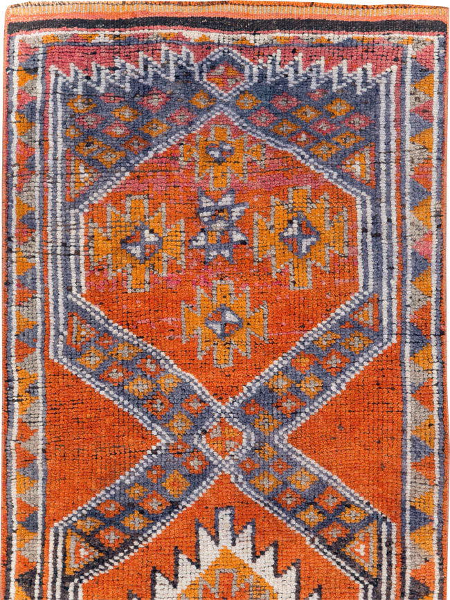 Vintage Turkish Anatolian Tribal Runner, No.30712 - Galerie Shabab