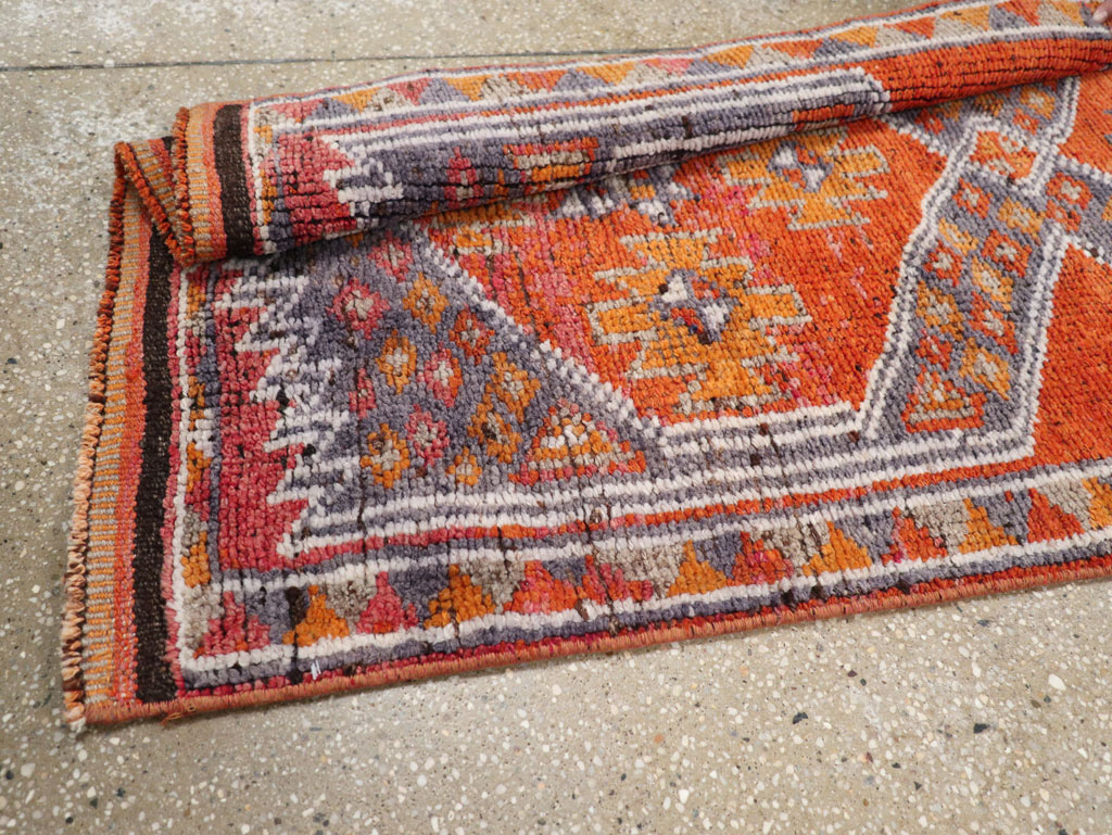 Vintage Turkish Anatolian Tribal Runner, No.30712 - Galerie Shabab