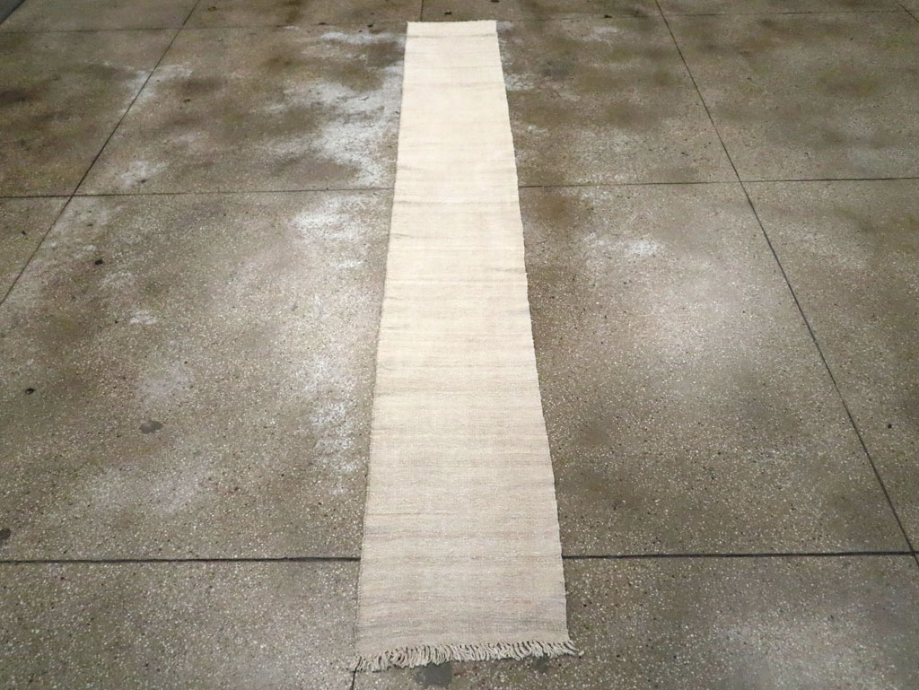 Vintage Turkish Flatweave Kilim Runner, No.30713 - Galerie Shabab