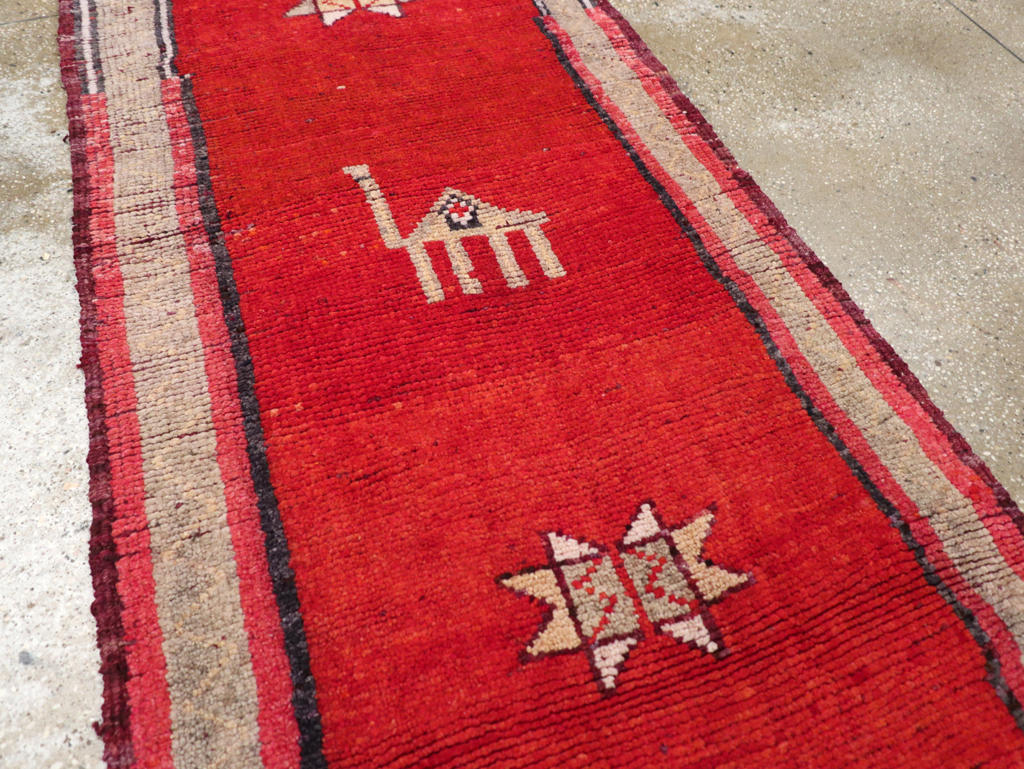 Vintage Turkish Anatolian Runner, No.30718 - Galerie Shabab