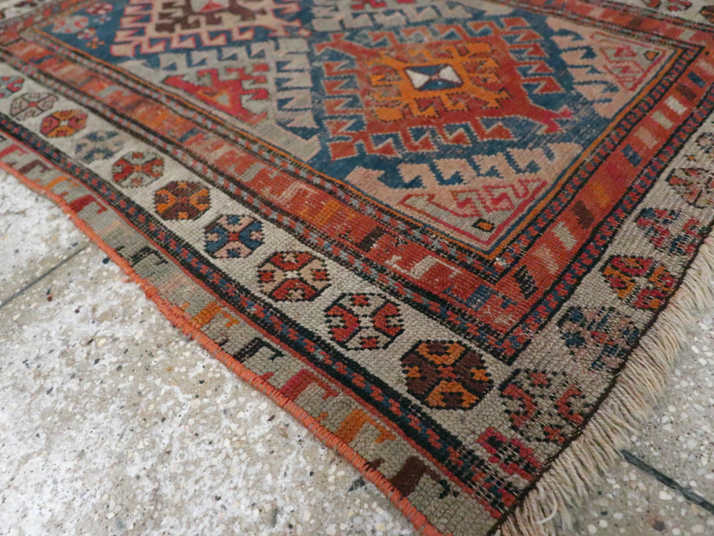 Antique Caucasian Throw Rug, No.30725 - Galerie Shabab