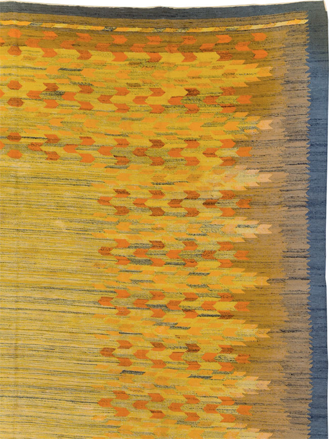 Vintage Swedish Scandinavian Flatweave Kilim Room Size Carpet, No.30754 - Galerie Shabab