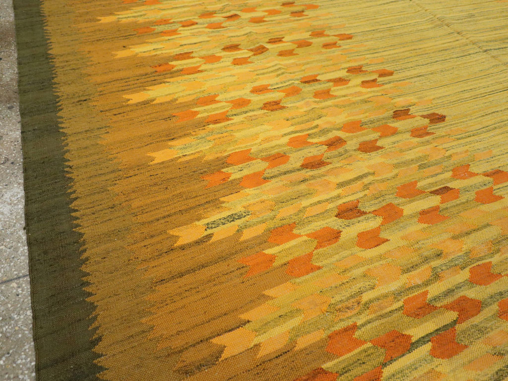 Vintage Swedish Scandinavian Flatweave Kilim Room Size Carpet, No.30754 - Galerie Shabab