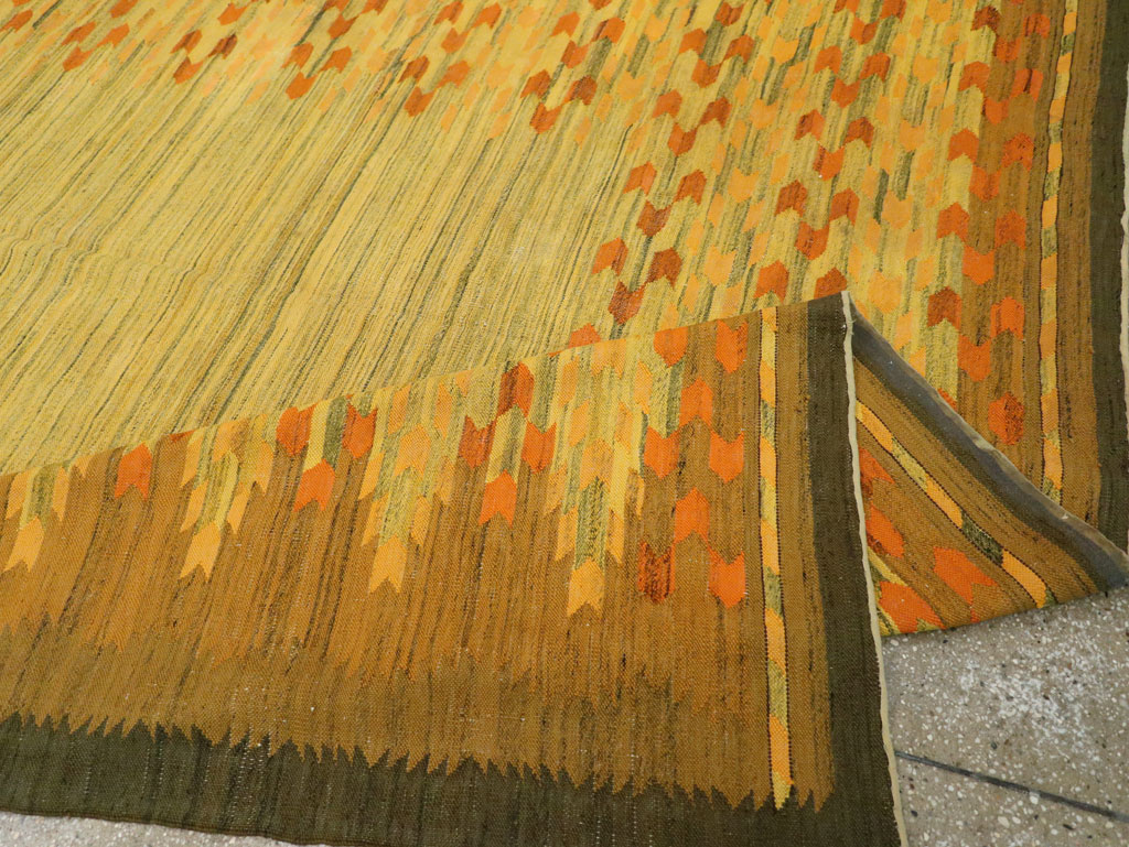 Vintage Swedish Scandinavian Flatweave Kilim Room Size Carpet, No.30754 - Galerie Shabab