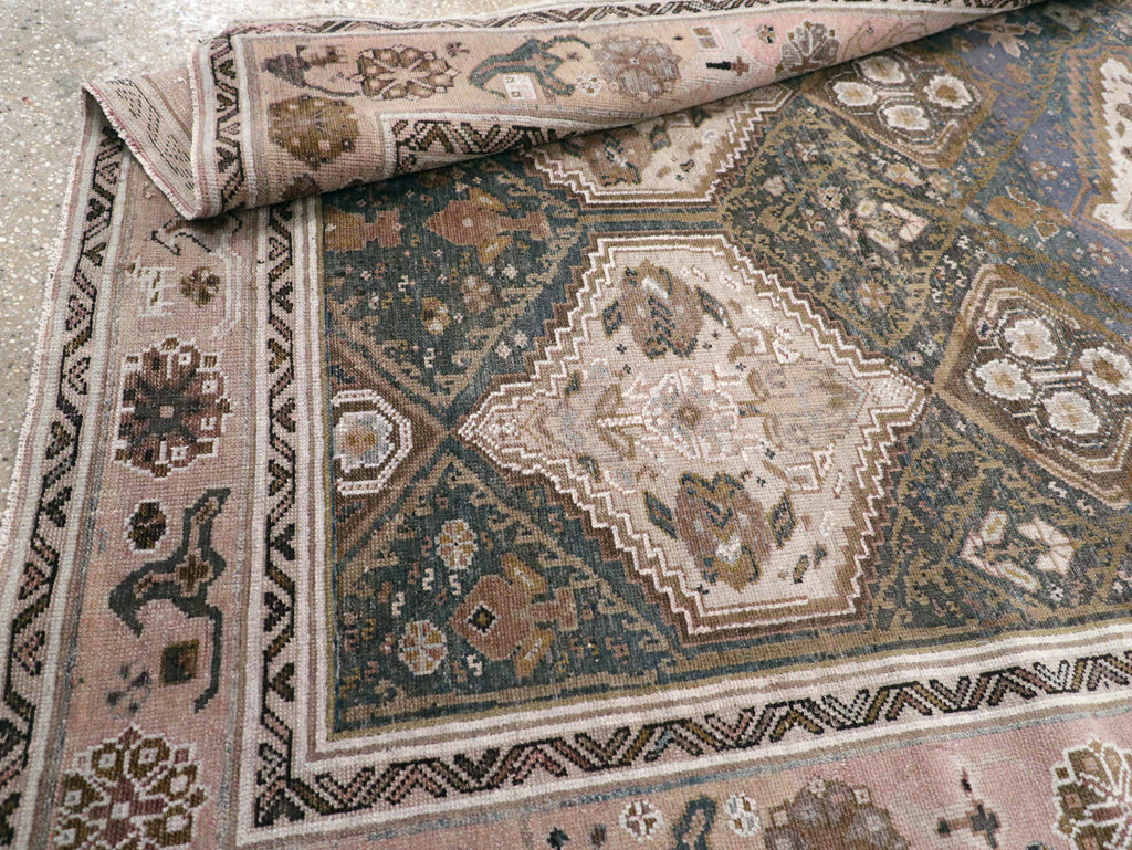 Antique Persian Malayer Gallery Carpet, No.30755 - Galerie Shabab