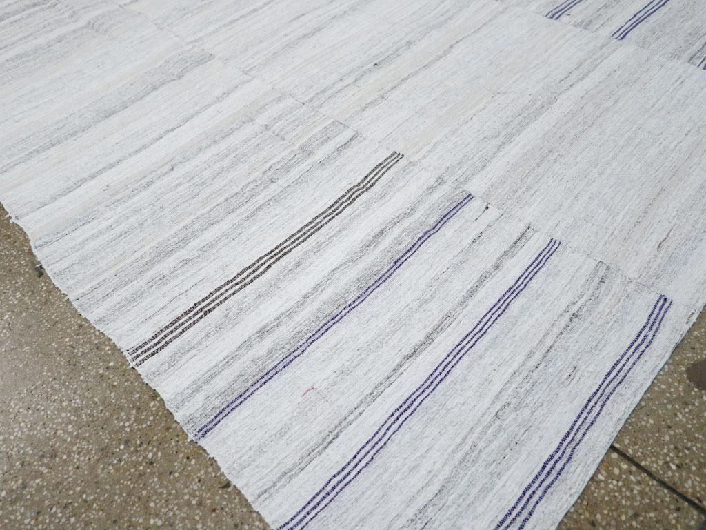 Vintage Turkish Flatweave Kilim, No.30761 - Galerie Shabab