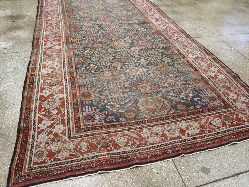 Antique Persian Malayer Wide Gallery Runner, No.30764 - Galerie Shabab