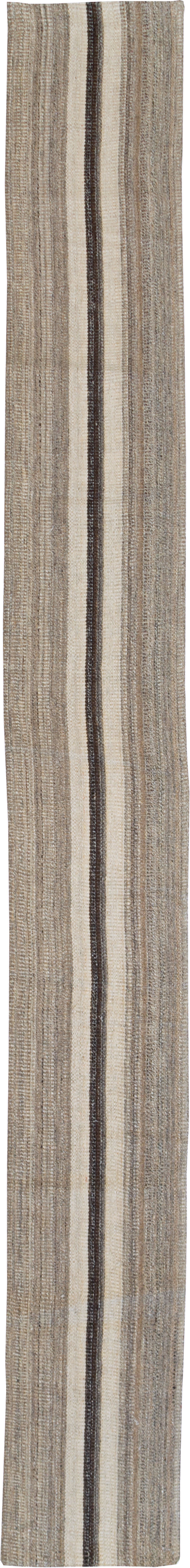 Modern Turkish Flatweave Kilim Runner, No.30769 - Galerie Shabab