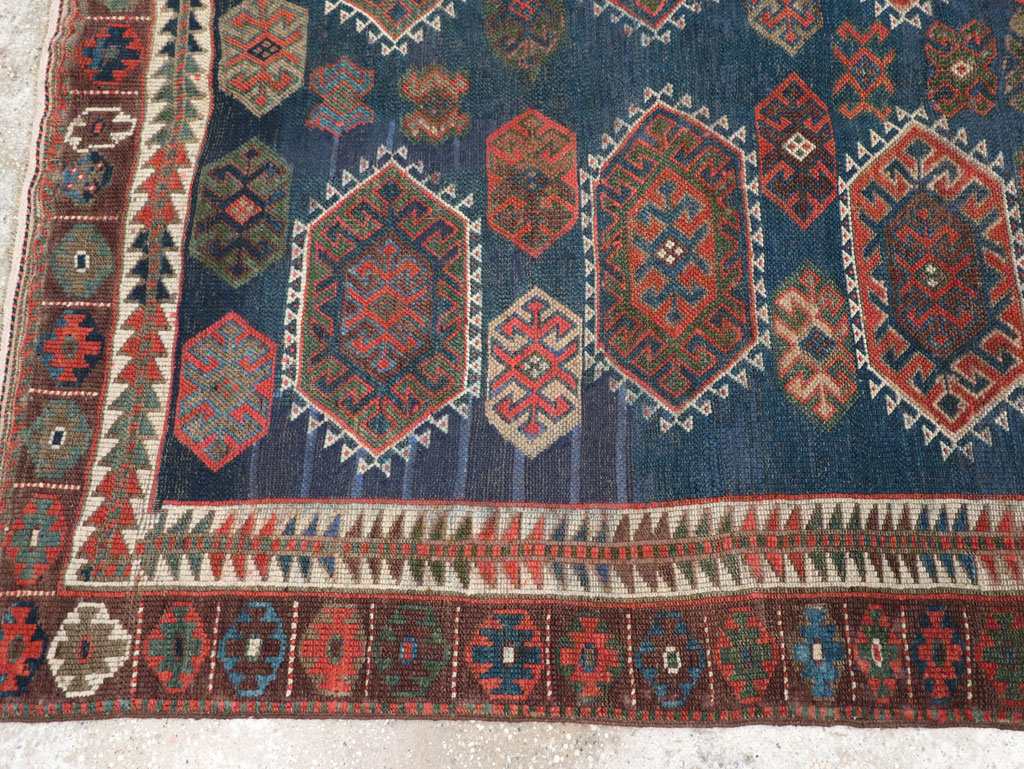 Antique Caucasian Kazak Tribal Gallery Rug, No.30772 - Galerie Shabab