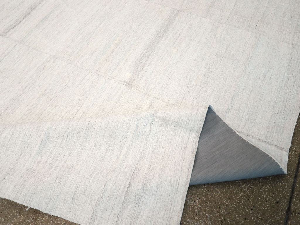 Vintage Turkish Flatweave Kilim Room Size Carpet, No.30774 - Galerie Shabab