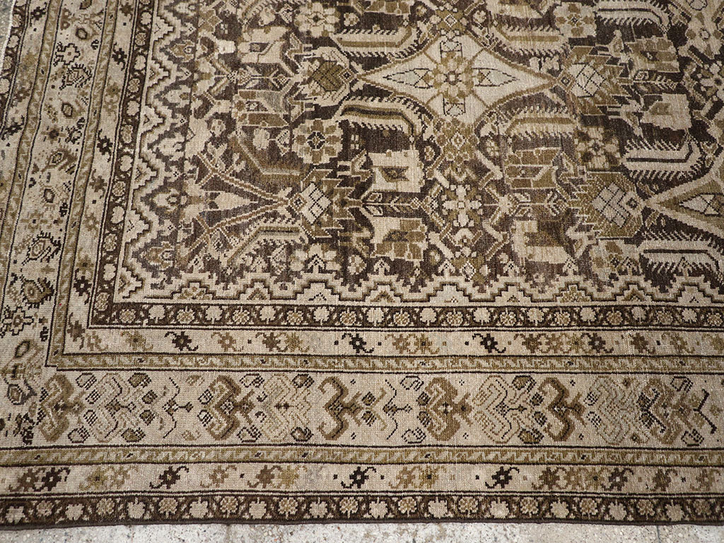 Antique Persian Malayer Accent Carpet, No.30777 - Galerie Shabab