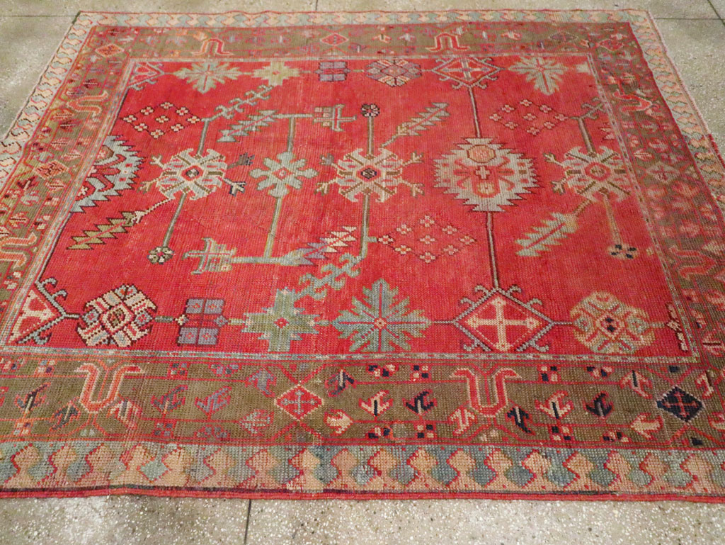 Antique Turkish Oushak Square Accent Carpet, No.30780 - Galerie Shabab