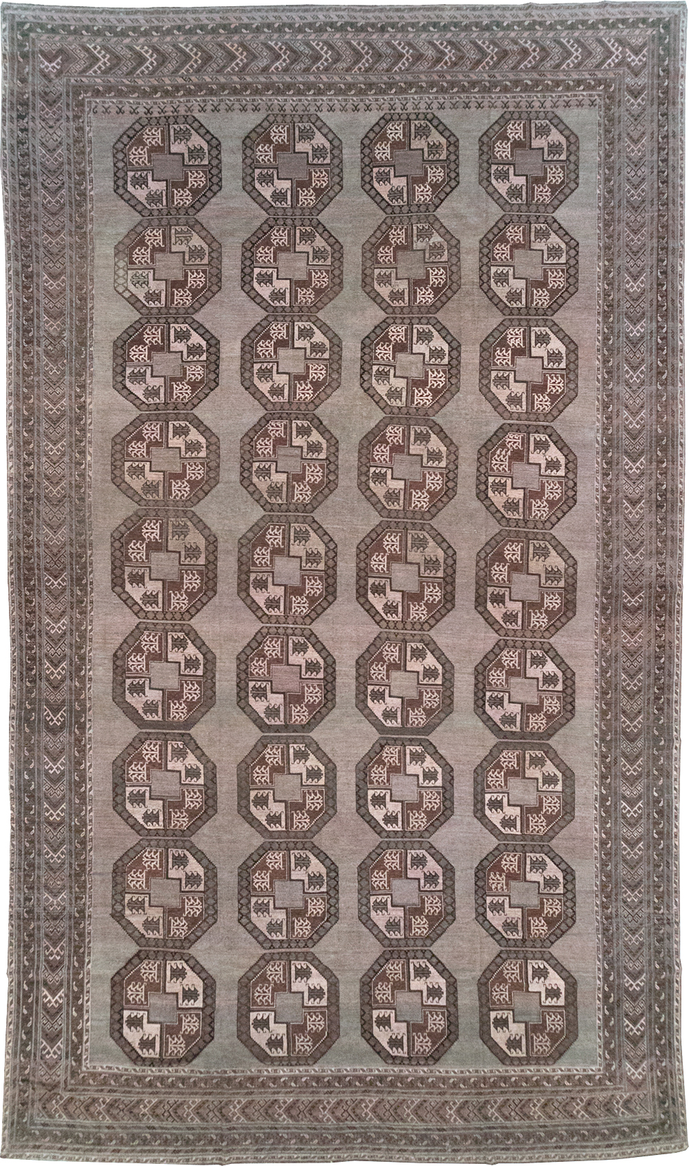 Vintage Central Asian Turkoman Oversize Carpet, No.30781 - Galerie Shabab