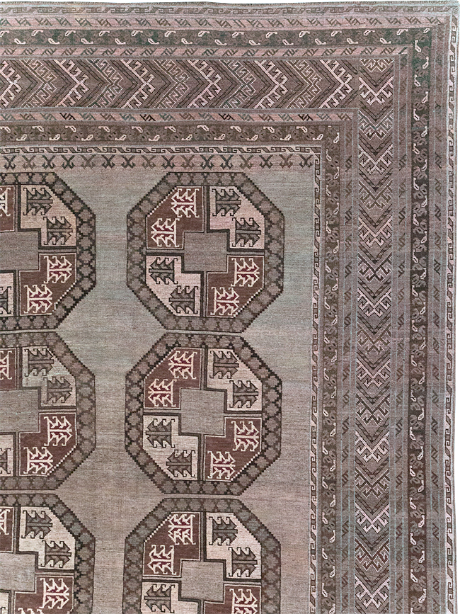 Vintage Central Asian Turkoman Oversize Carpet, No.30781 - Galerie Shabab