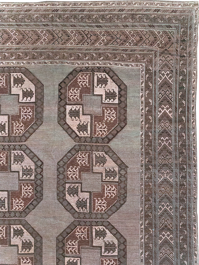 Vintage Central Asian Turkoman Oversize Carpet, No.30781 - Galerie Shabab