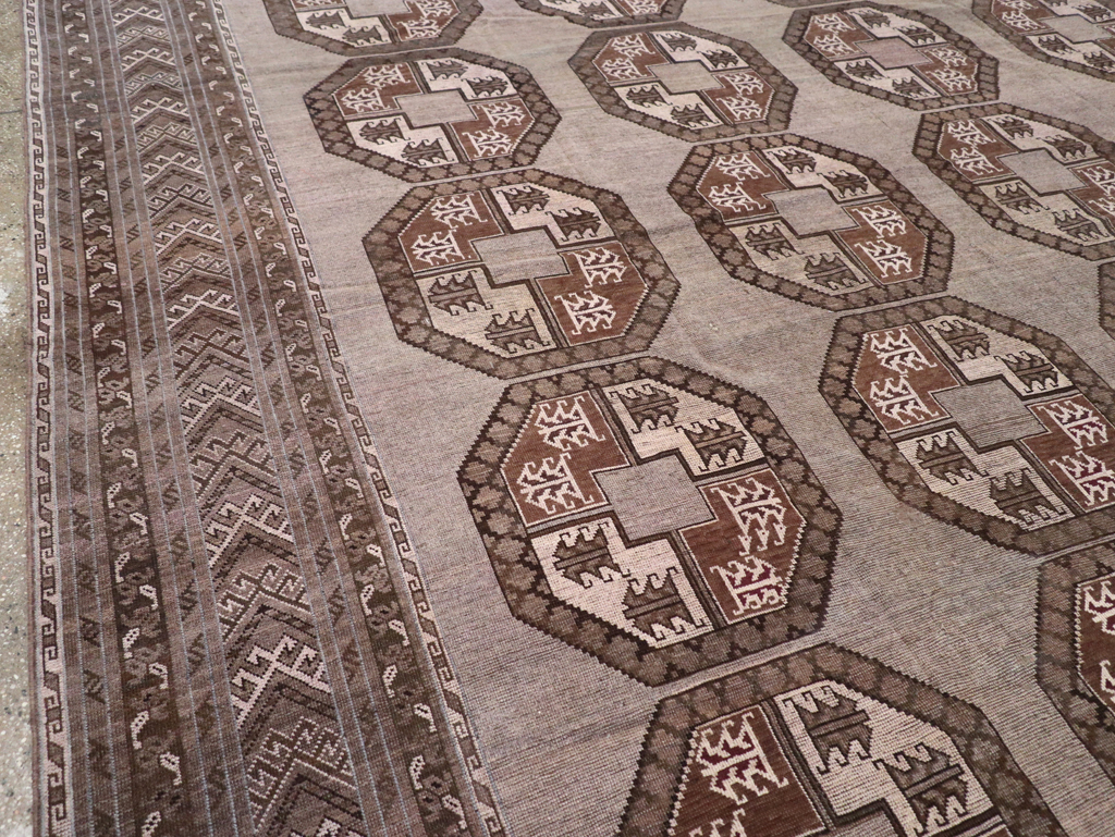 Vintage Central Asian Turkoman Oversize Carpet, No.30781 - Galerie Shabab