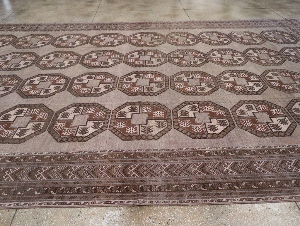 Vintage Central Asian Turkoman Oversize Carpet, No.30781 - Galerie Shabab