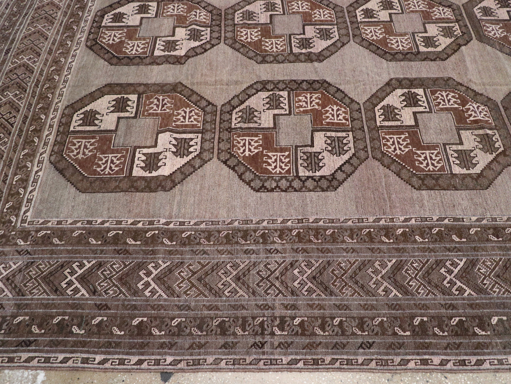 Vintage Central Asian Turkoman Oversize Carpet, No.30781 - Galerie Shabab