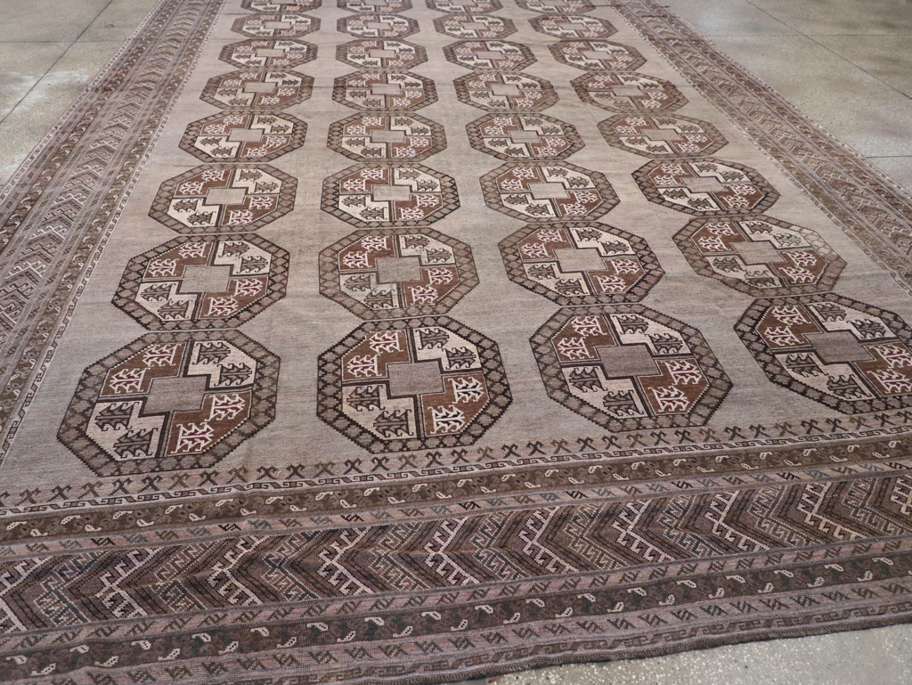 Vintage Central Asian Turkoman Oversize Carpet, No.30781 - Galerie Shabab