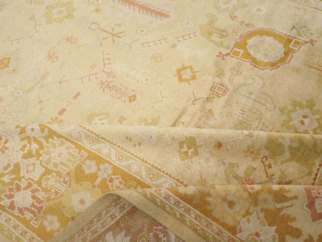 Modern Turkish Oushak Room Size Carpet, No.30791 - Galerie Shabab