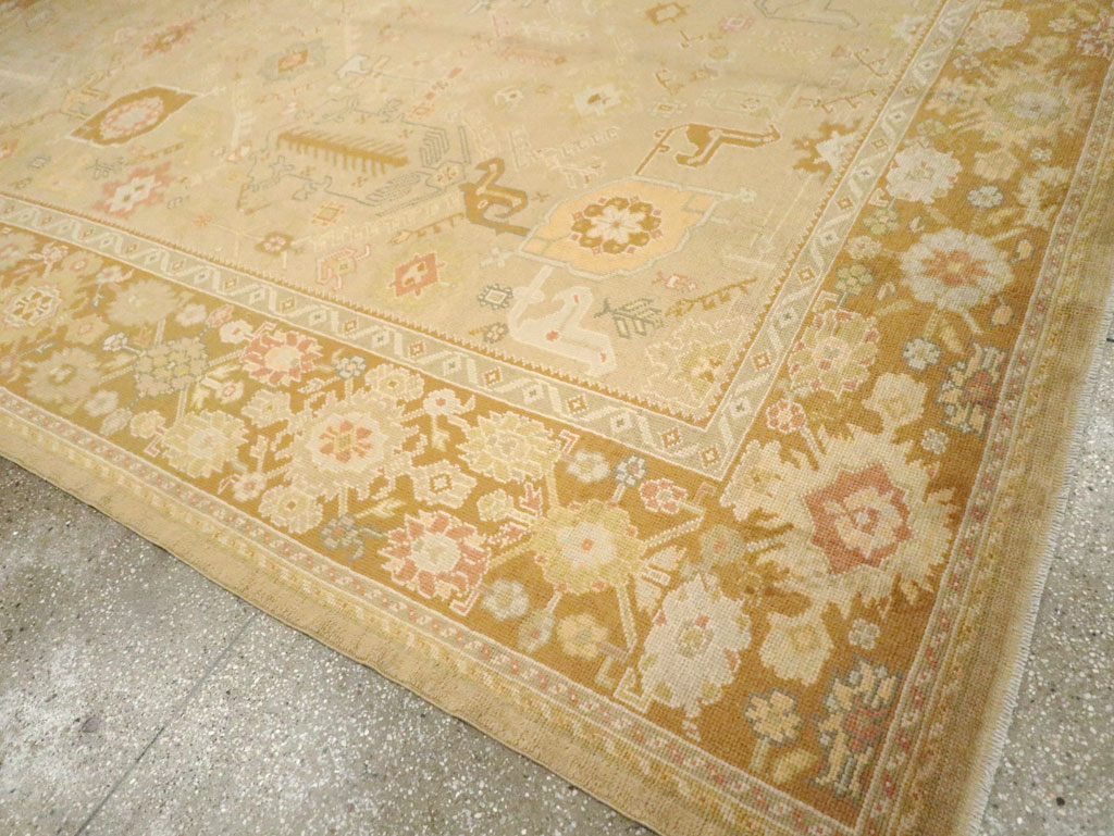 Contemporary Turkish Oushak Room Size Carpet, No.30792 - Galerie Shabab