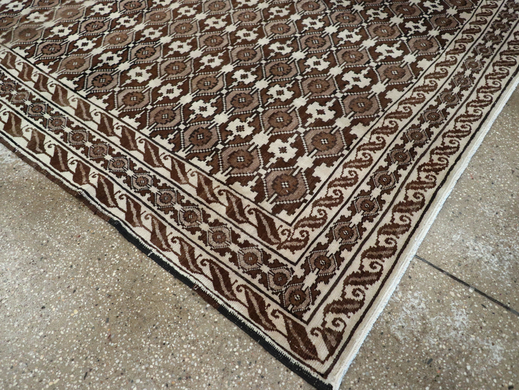 Vintage Turkish Anatolian Accent Carpet, No.30795 - Galerie Shabab