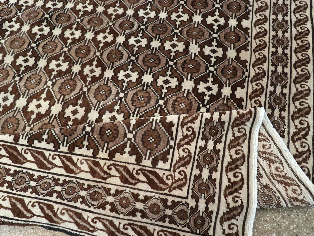 Vintage Turkish Anatolian Accent Carpet, No.30795 - Galerie Shabab