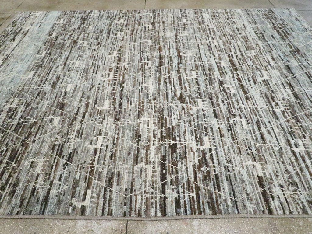 Moroccan Inspired Turkish Room Size Carpet, No.30802 - Galerie Shabab