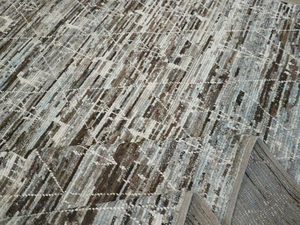 Moroccan Inspired Turkish Room Size Carpet, No.30802 - Galerie Shabab