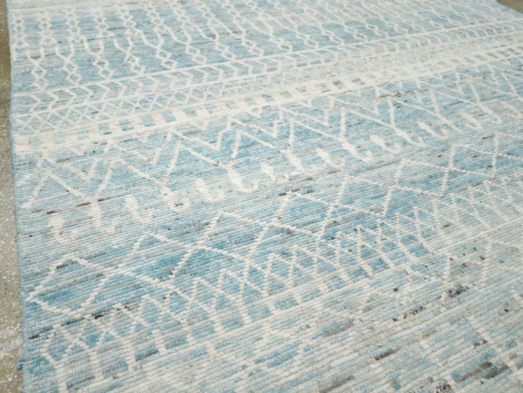 Modern Moroccan Inspired Turkish Carpet, No.30803 - Galerie Shabab