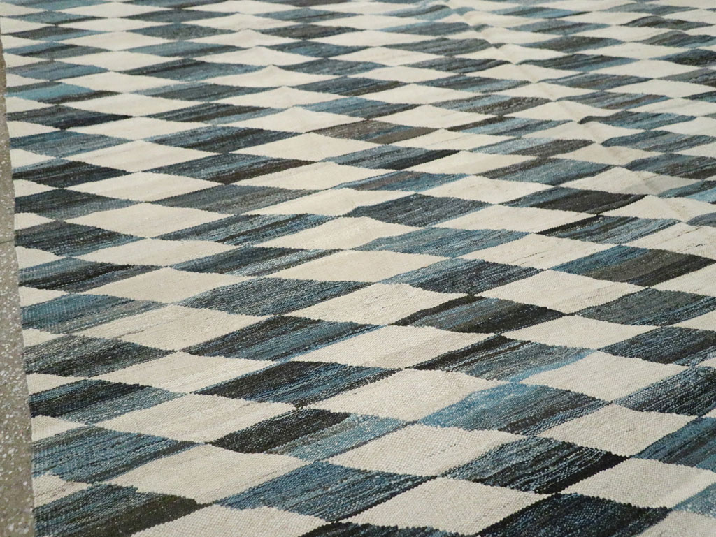 Modern Turkish Flatweave, No.30806 - Galerie Shabab