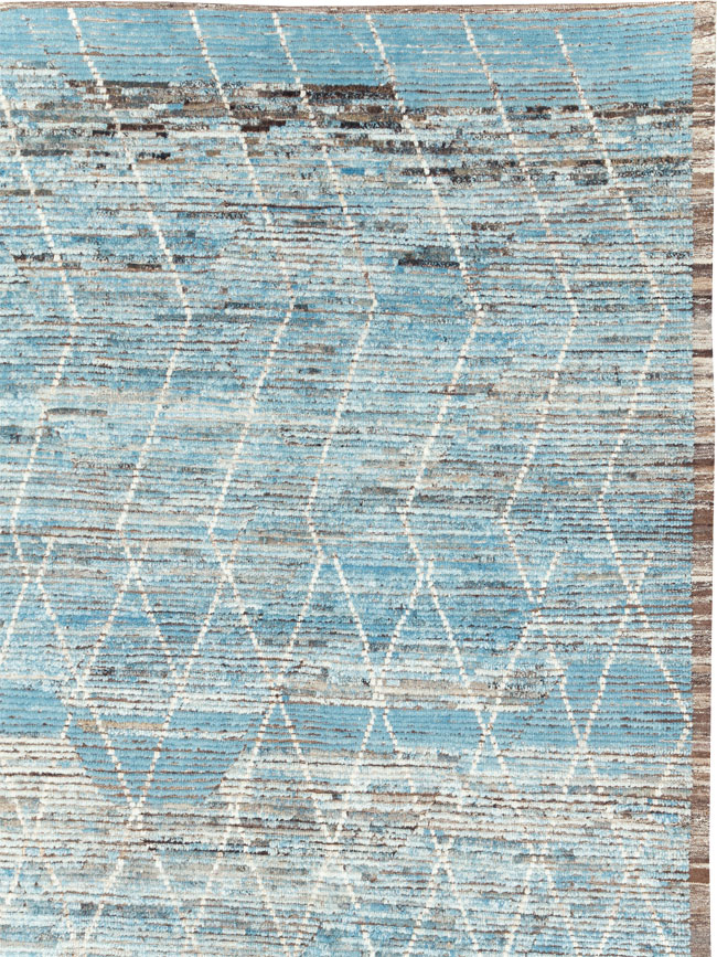 Moroccan Inspired Contemporary Turkish Large Room Size Carpet, No.30808 - Galerie Shabab