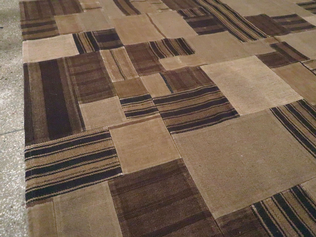 Contemporary Turkish Flatweave Patchwork Style Room Size Carpet, No.30815 - Galerie Shabab