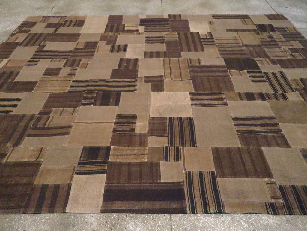 Contemporary Turkish Flatweave Patchwork Style Room Size Carpet, No.30815 - Galerie Shabab
