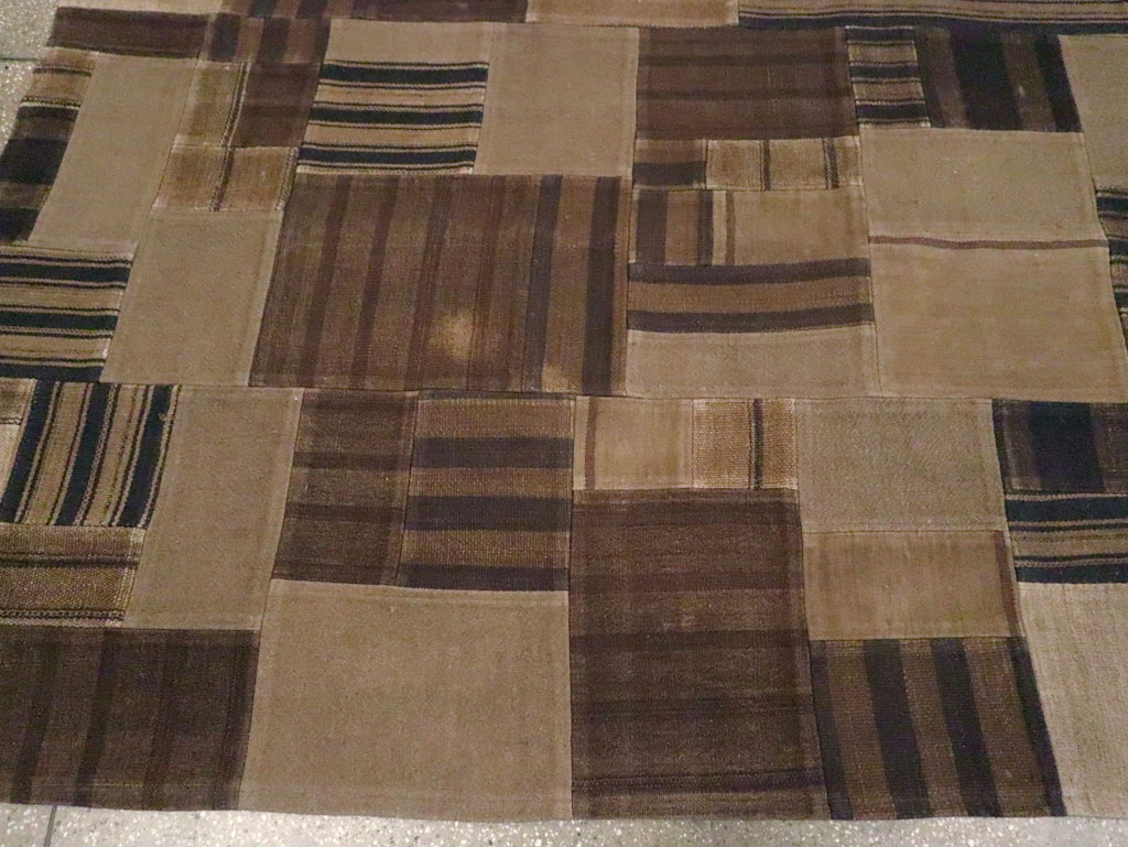 Contemporary Turkish Flatweave Patchwork Style Room Size Carpet, No.30815 - Galerie Shabab