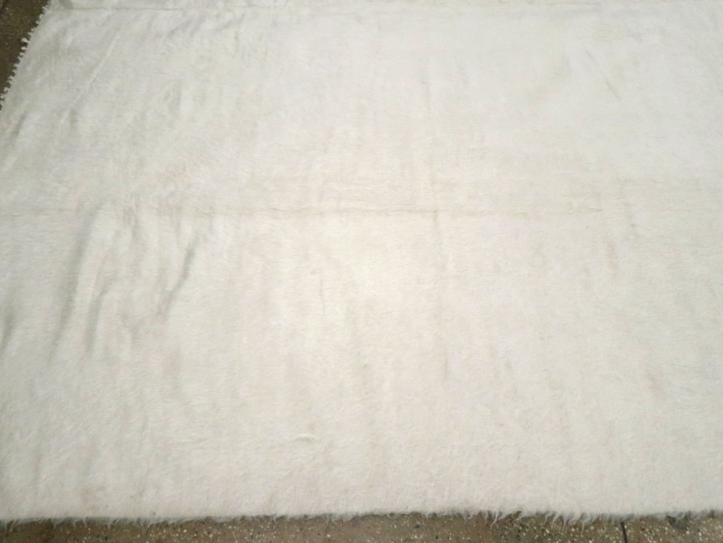 Contemporary Turkish Mohair Room Size Carpet, No.30822 - Galerie Shabab
