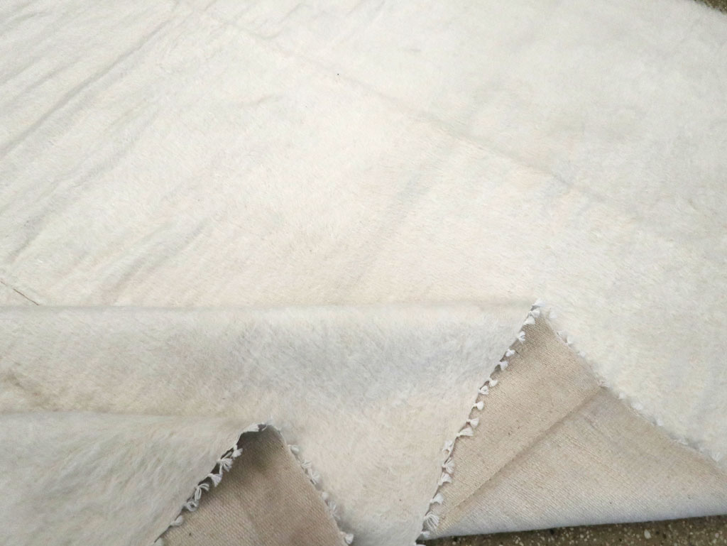 Contemporary Turkish Mohair Room Size Carpet, No.30822 - Galerie Shabab