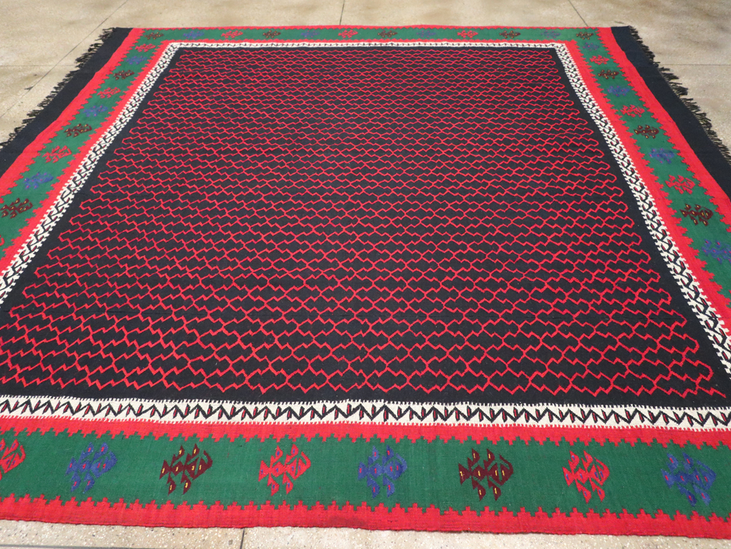 Vintage Turkish Flatweave Kilim Square Room Size Carpet, No.30823 - Galerie Shabab