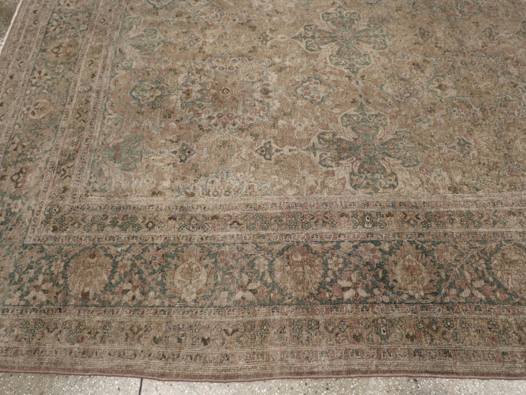 Antique Persian Mashad Room Size Carpet, No.30826 - Galerie Shabab