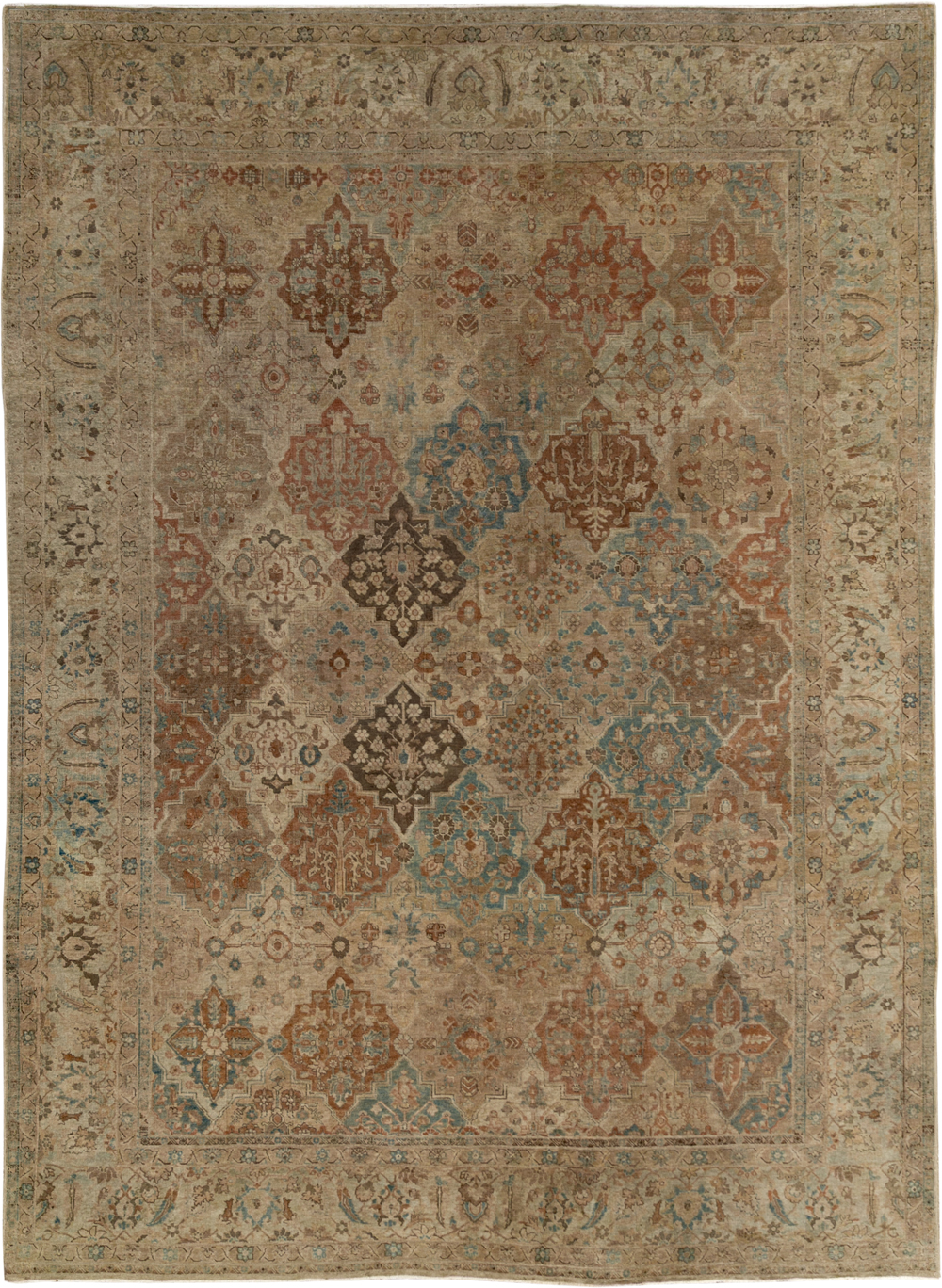 Antique Persian Tabriz Room Size Carpet, No.30840 - Galerie Shabab