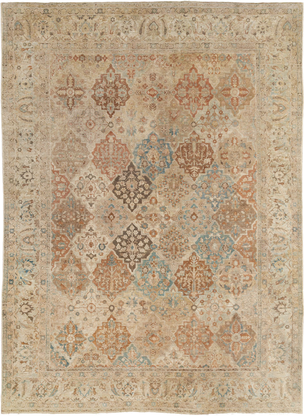 Antique Persian Tabriz Room Size Carpet, No.30840 - Galerie Shabab