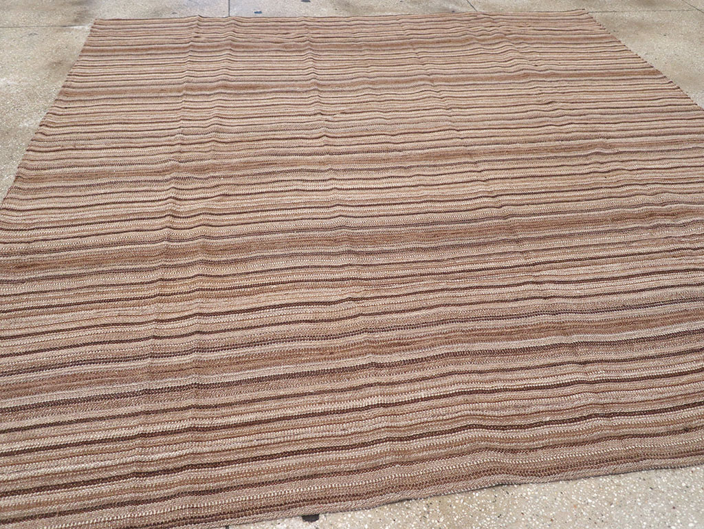 Vintage Persian Flatweave Kilim Square Room Size Carpet, No.30844 - Galerie Shabab